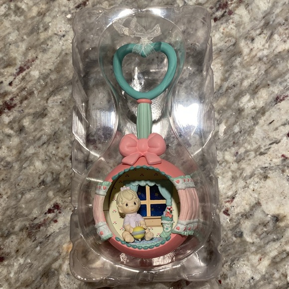 Precious Moments Christmas Ornament You Brighten My Holidays Baby in Rattle” - Picture 6 of 12